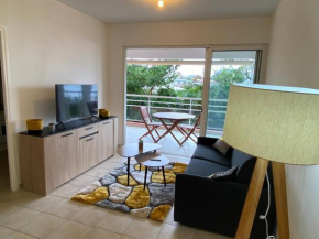 Appartement moderne 2 pièces avec parking et proche plage - FR-1-765-11